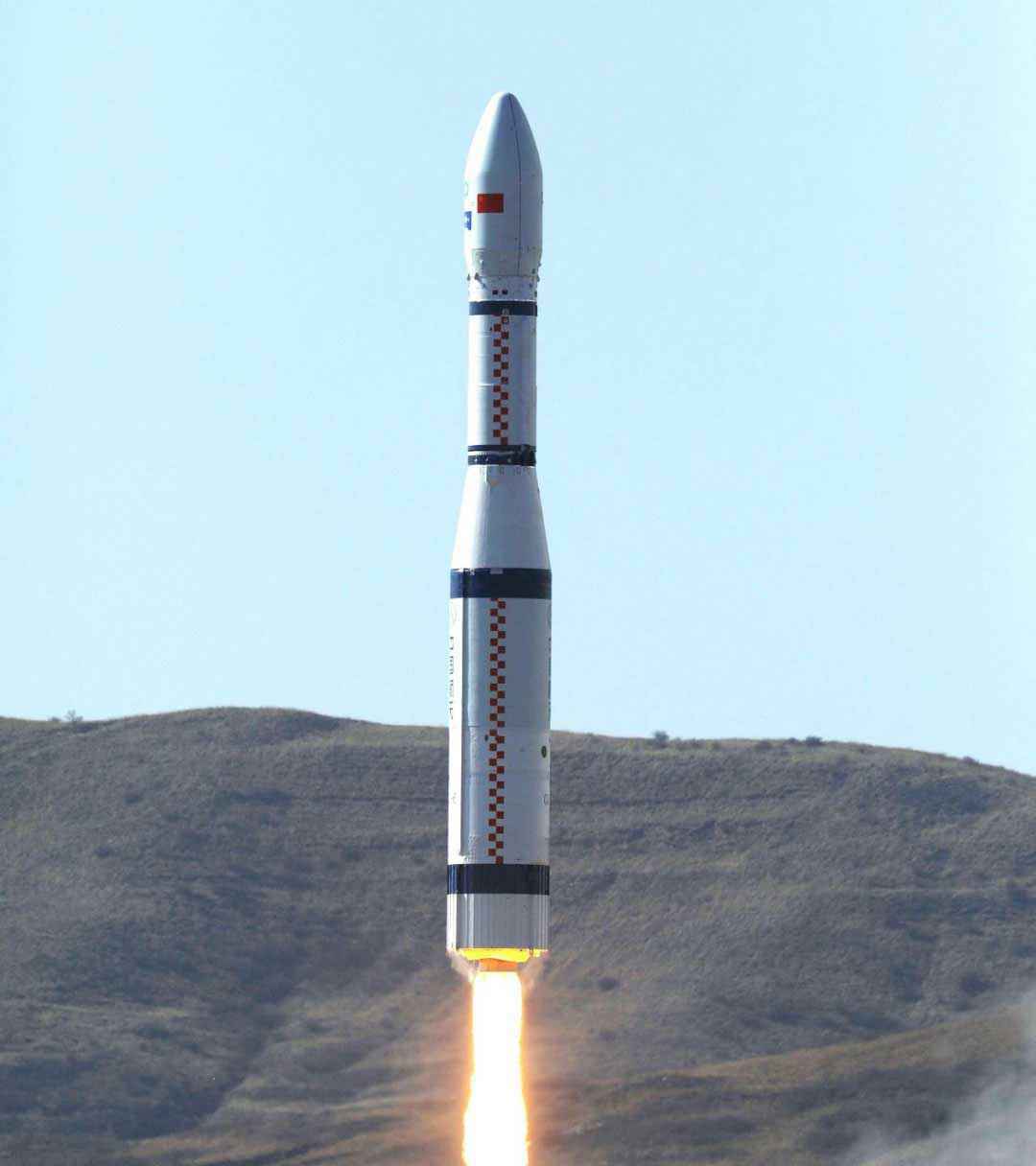 2020年，疫情考验下 星空app官方端网站-星空(中国)助力首颗空事卫星成功发射！
